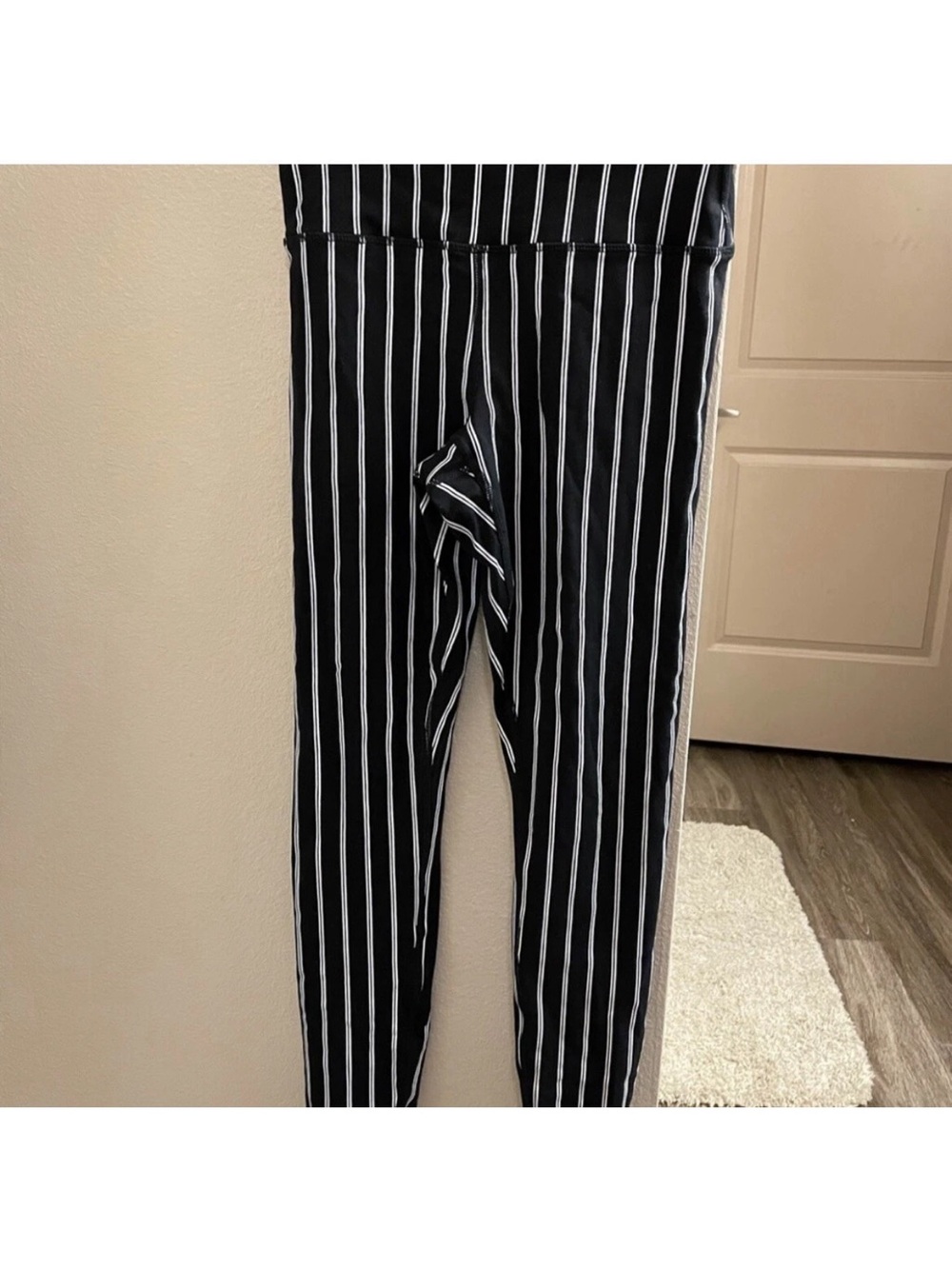 Spiritual Gangster Striped Black & White Leggings